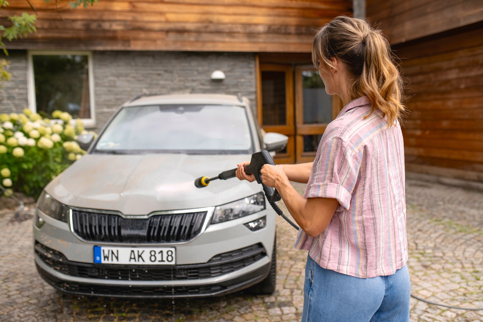 KARCHER K 6 COMFORT PREMIUM 160 BAR QUICK CONNECT MYJKA CIŚNIENIOWA 2026 Wydatek wody 510 l/h