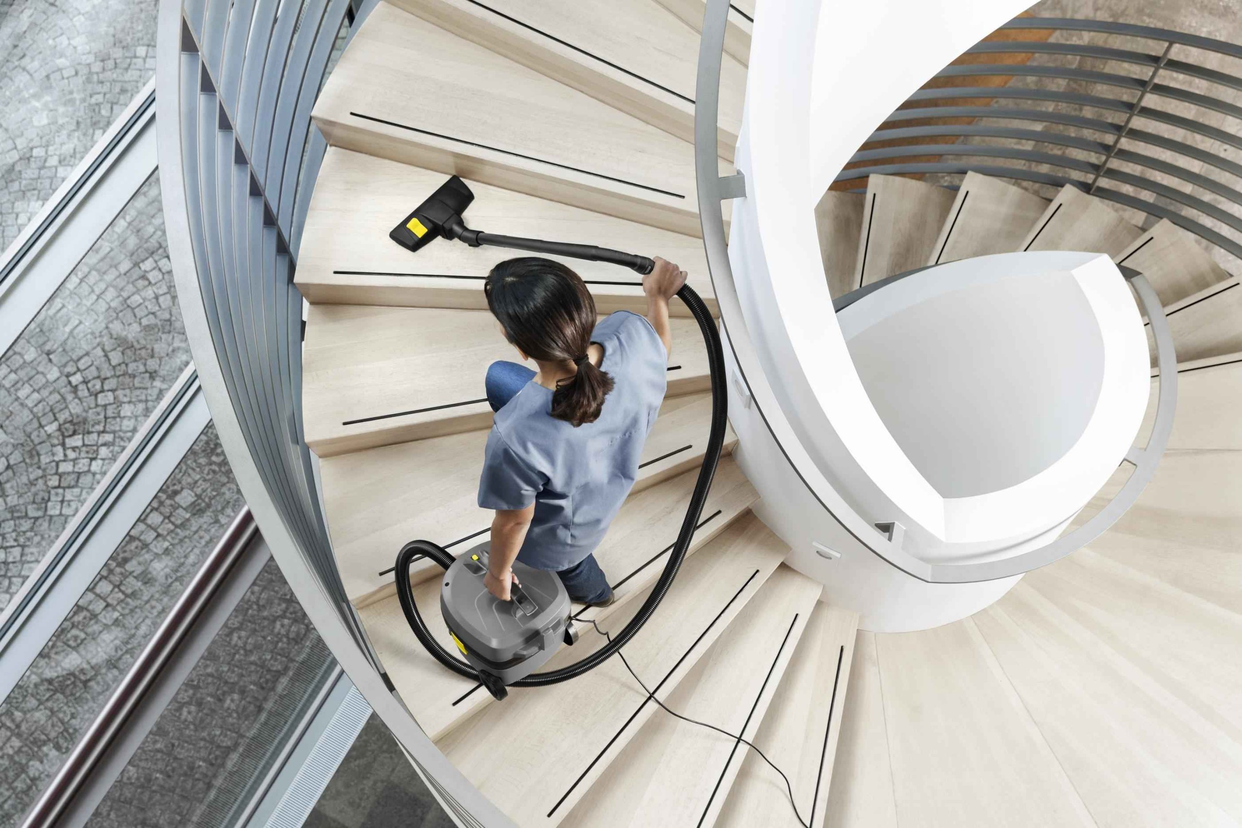 Odkurzacz profesjonalny Karcher T 7/1 classic 850W Pojemność zbiornika 7 l