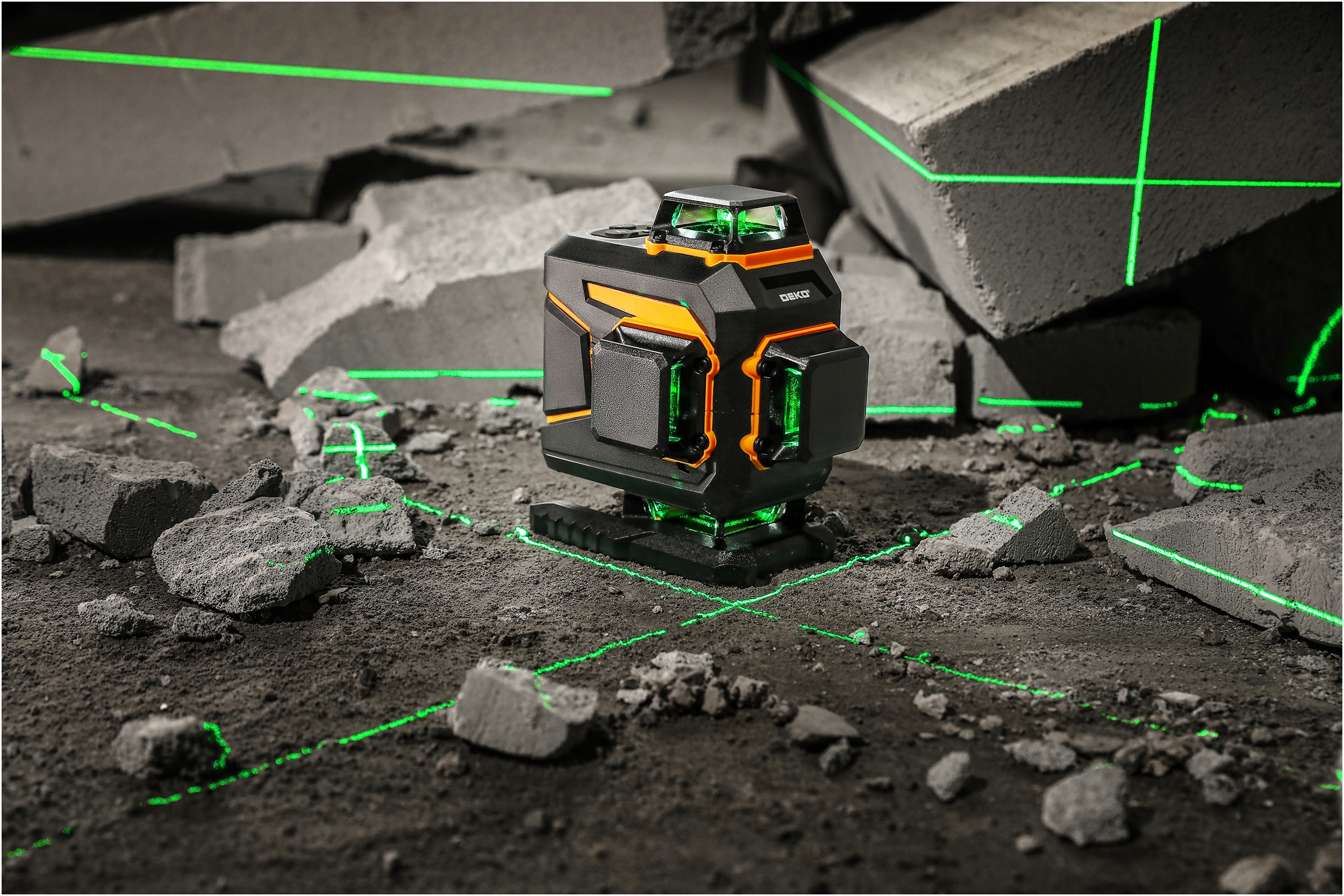 POZIOMICA LASEROWA 360 PRO PŁASZCZYZNOWA 4D LASER KRZYŻOWY ZIELONY DEKO Kolor lasera zielony