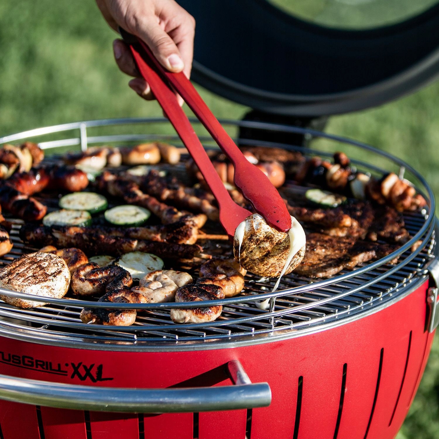 GRILL WĘGLOWY BEZDYMNY LOTUSGRILL OGRODOWY DUŻY ZESTAW WÓZEK MOBILNY XXL Głębokość grilla 62 cm