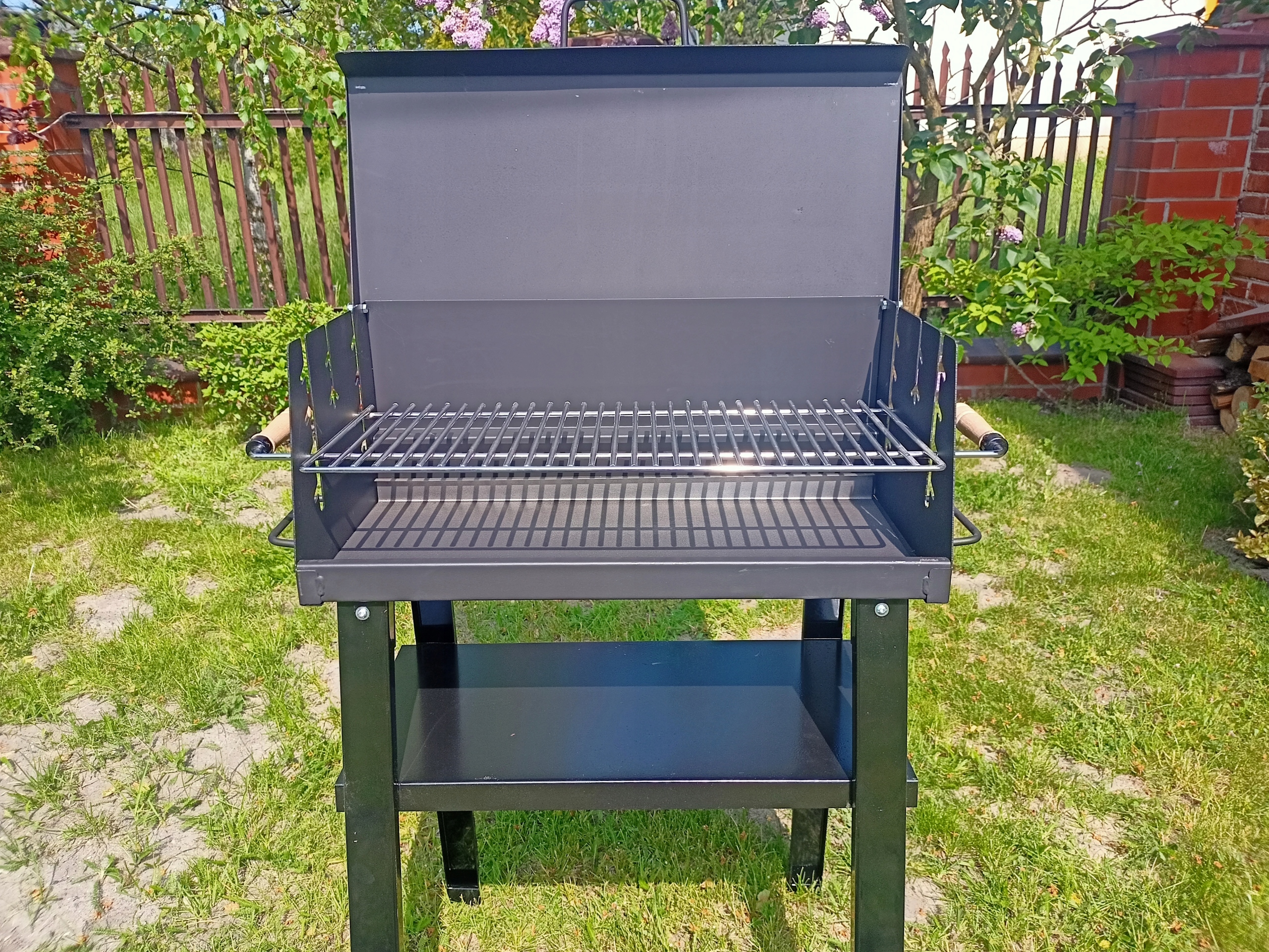 Grill ogrodowy węglowy Głębokość grilla 32 cm